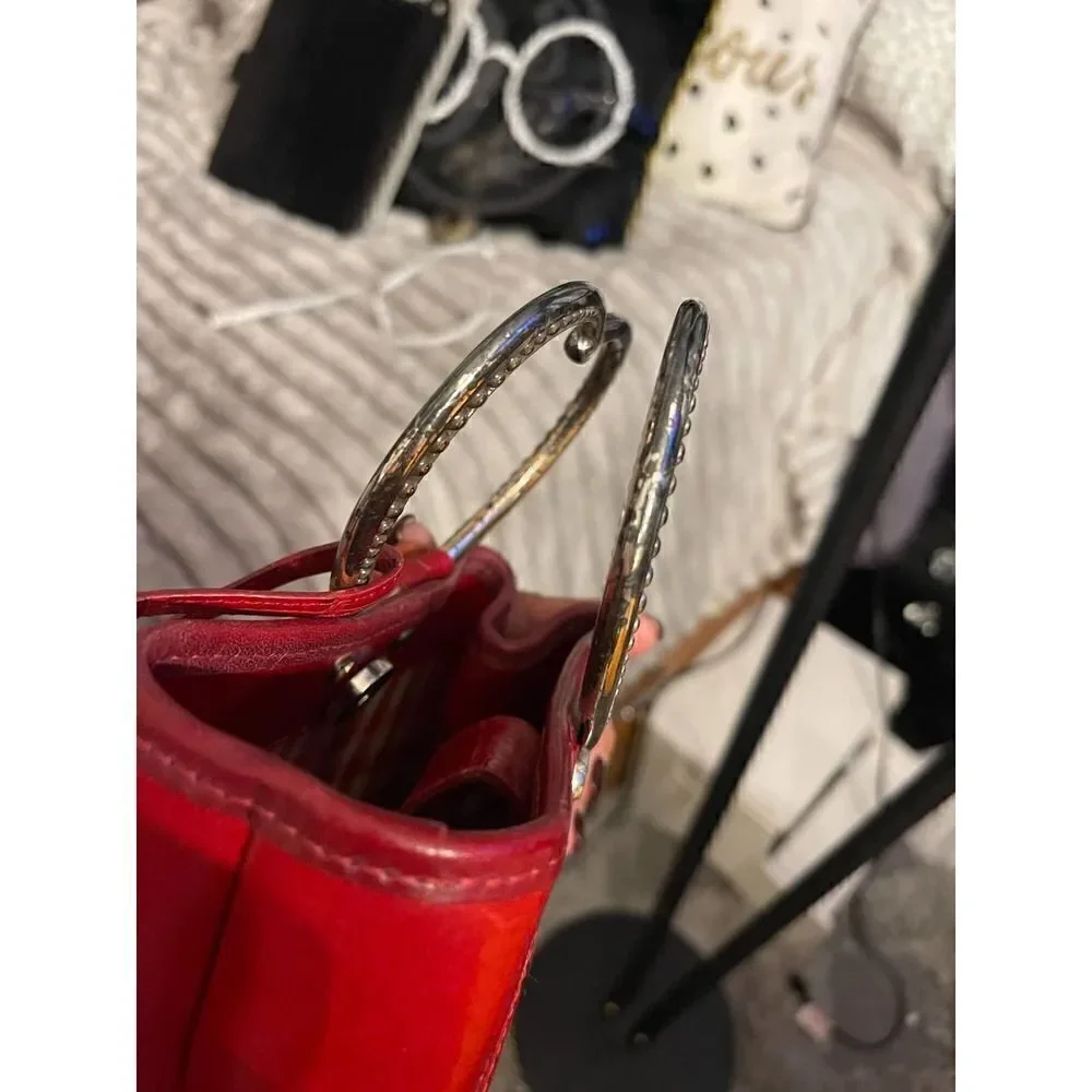 Brighton vintage red crocadile corazon mini bucket bag heart handle